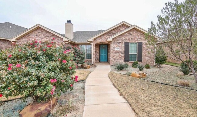 Foto del edificio - 3-bedroom, 2-bathroom home