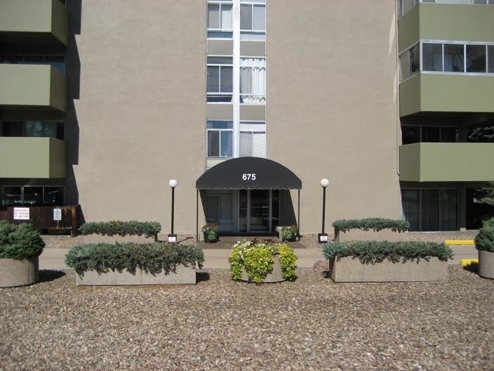 exterior - 675 S University Blvd