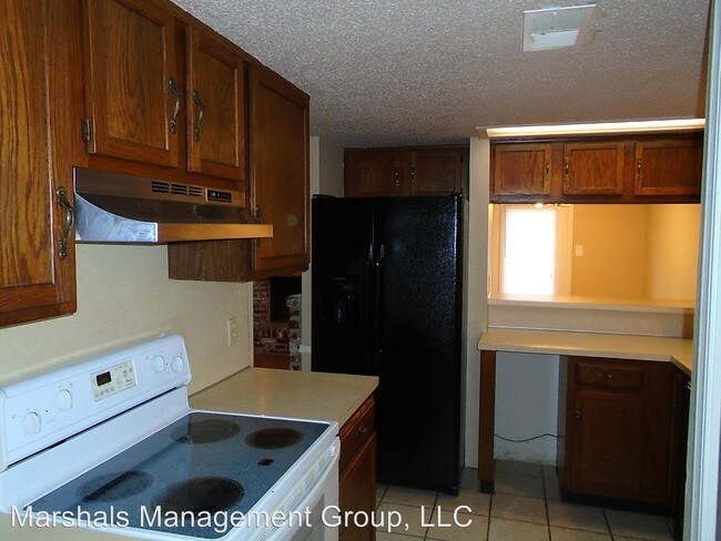Building Photo - 3 Amberwood Ct
