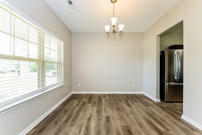 Building Photo - 175 Biscayne Terrace
