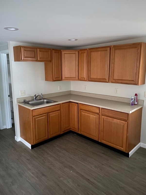 71 Meadow St Unit 2, Windham, CT 06226 Room for Rent in Windham, CT