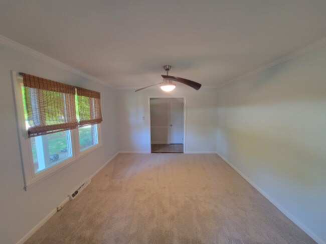 Foto del edificio - 1145 Quail Hollow Rd