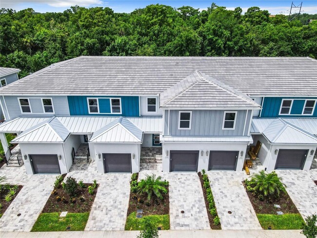 Building Photo - 7874 Spectrum Dr