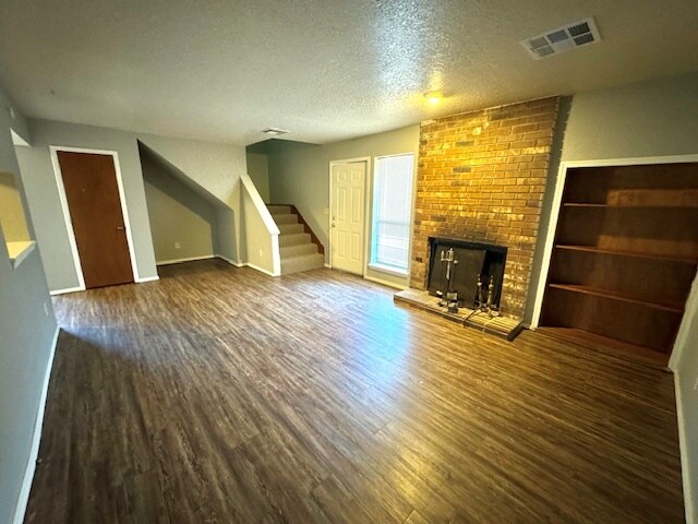 Building Photo - 11419 Springhollow Rd