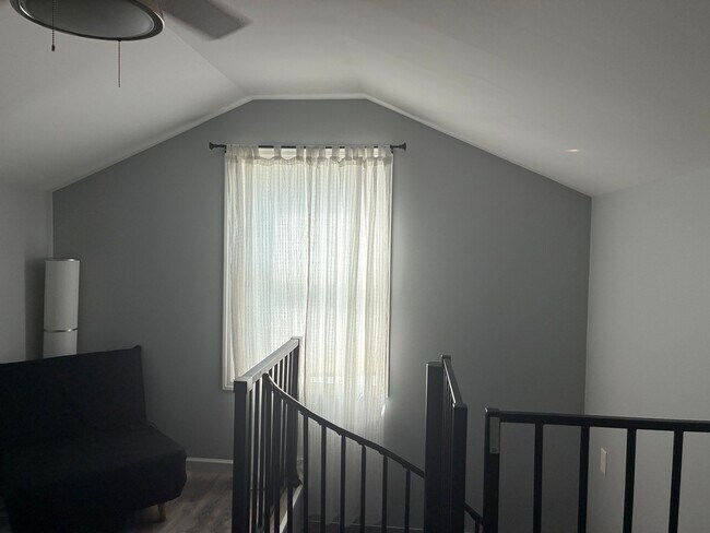 Foto del edificio - 116 School House Ln