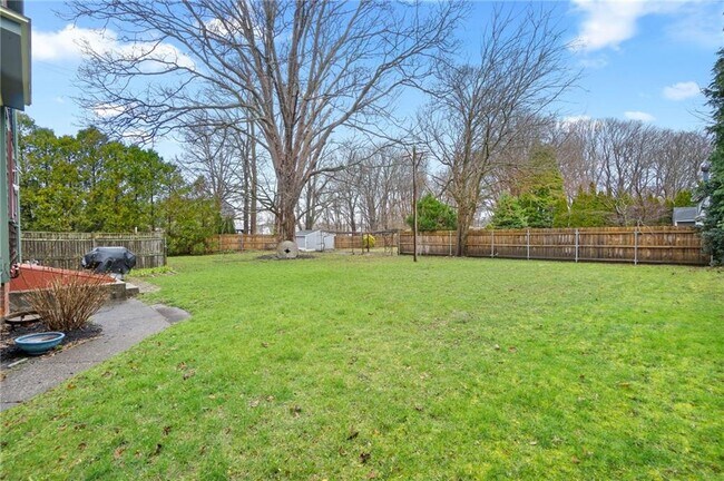 Foto del edificio - 686 Hope St