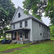 Building Photo - 307 W Fourth St