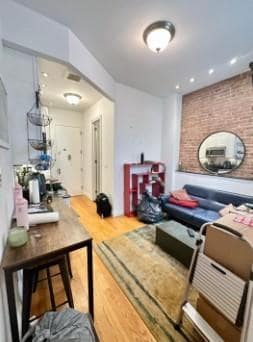 Building Photo - 2 bedroom in New York NY 10019