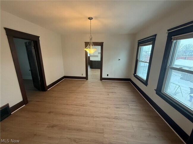 Foto del edificio - 3612 Riverside Ave