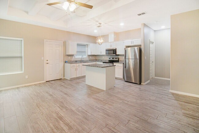 Foto del edificio - 1813 Stauffer Street, 3