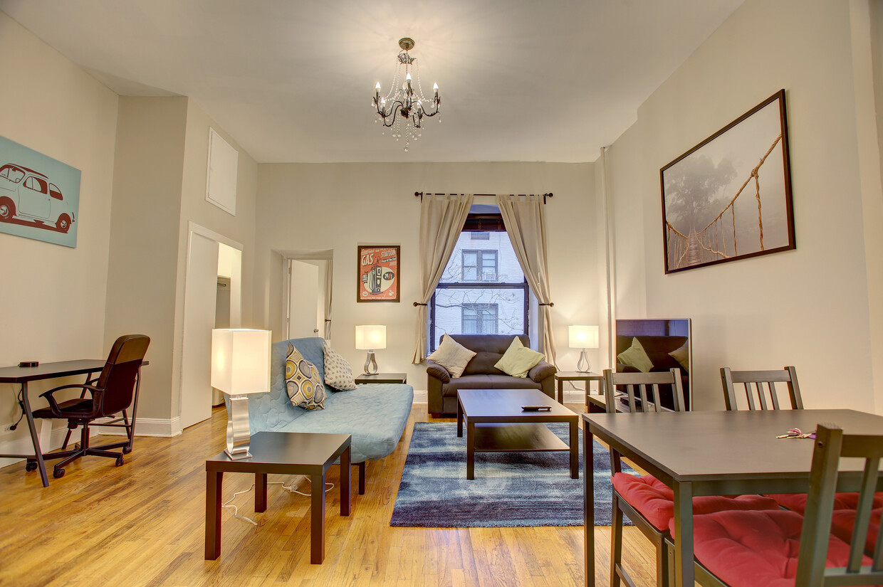 Living Room - 64 W 82nd St