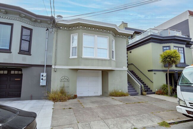 Foto del edificio - 5 Bed / 2 Bath home in Outer Richmond near...