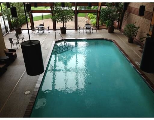 Foto del edificio - 3920 Mystic Valley Pkwy