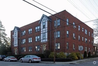 Building Photo - 1831 Courtland Ave