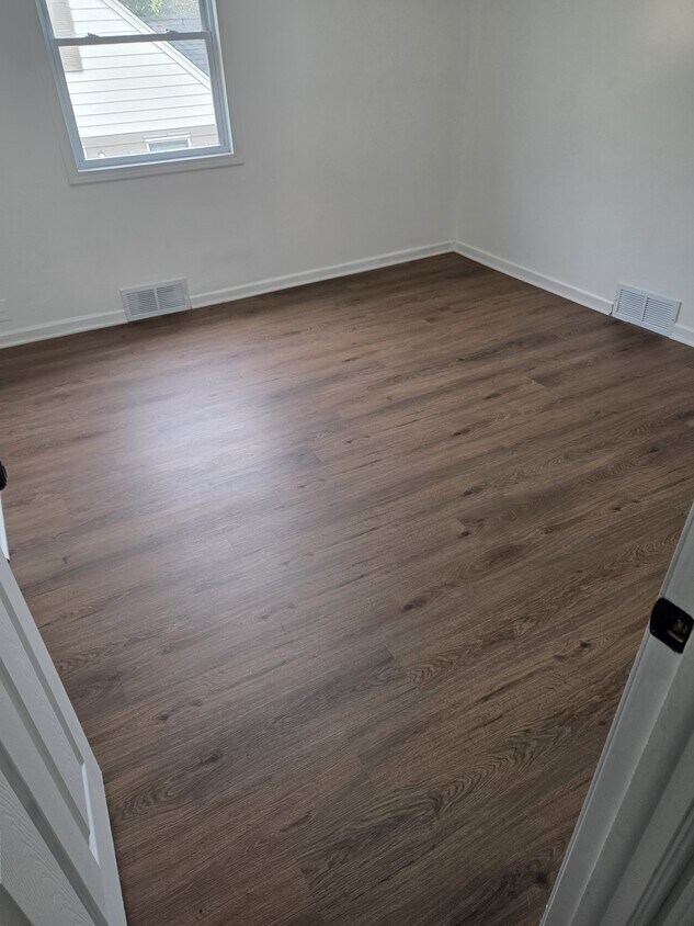 Foto principal - 300 W Burnham St