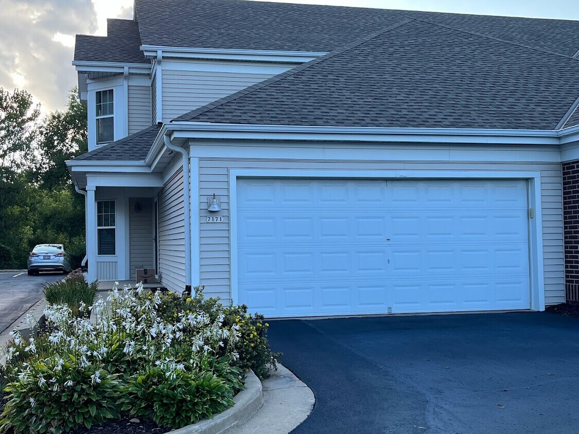 Front View - 7171 W Rawson Ave