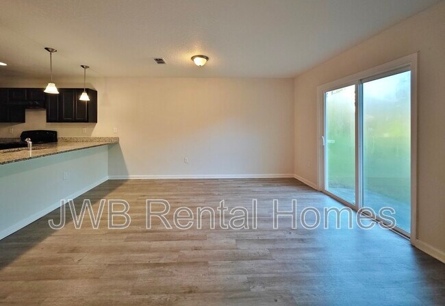 Foto del edificio - 5678 Marathon Pkwy