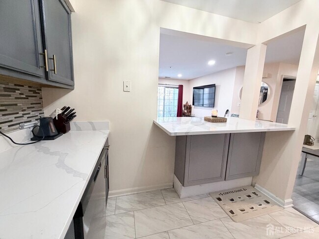 Foto del edificio - 226 Waterford Dr