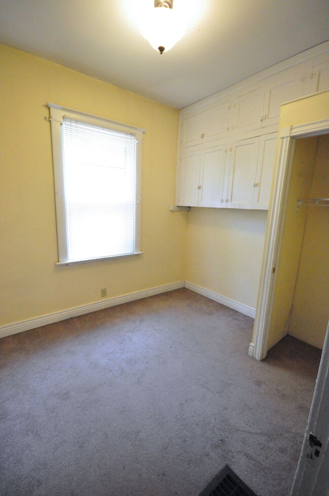 Foto del edificio - 2074-2078 Summit Street