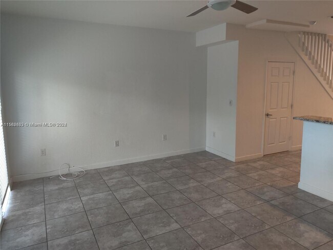 Building Photo - 15103 SW 113th Terrace
