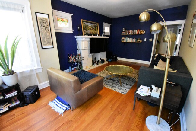 Foto del edificio - 3443 W Parker Ave