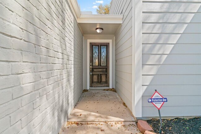 Foto del edificio - 4322 Eagle Fork Dr