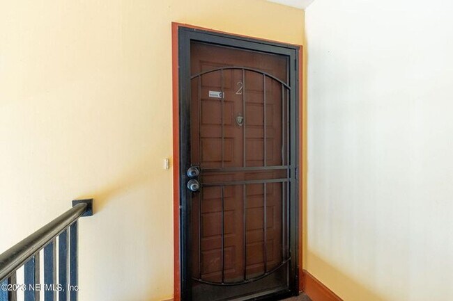 Foto del edificio - 6619 La Mirada Dr W