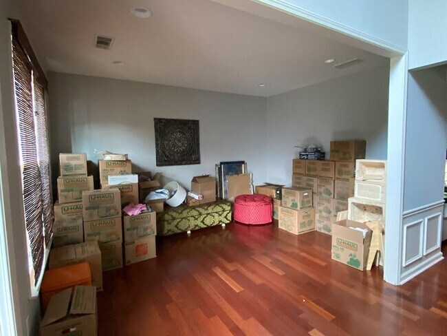 Foto del edificio - 30 Sherryforth Dr NW