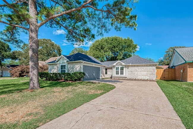 Foto del edificio - 416 Heatherwood Ct