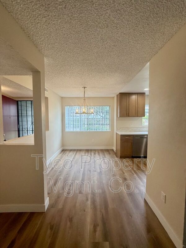 Foto principal - 220 Telegraph Canyon Rd