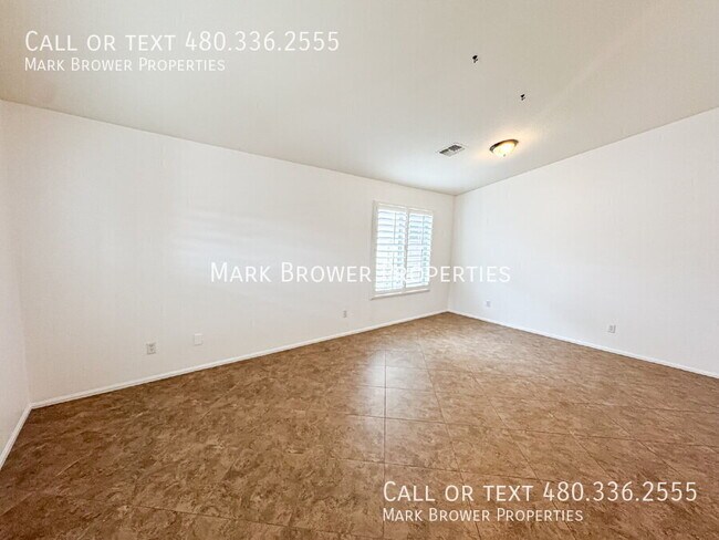 Building Photo - 21657 Dietz Dr
