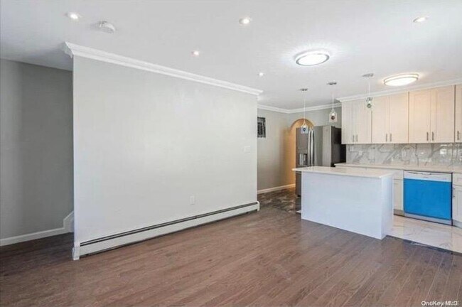 Foto del edificio - 147-16 Linden Blvd