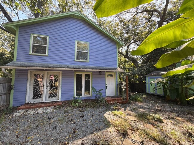Building Photo - COMING SOON-Awesome ADU in Wesley Heights!