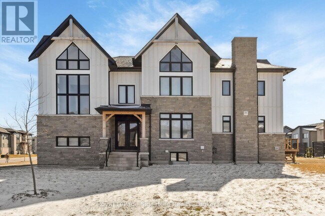 Building Photo - 101 Cattail Cres