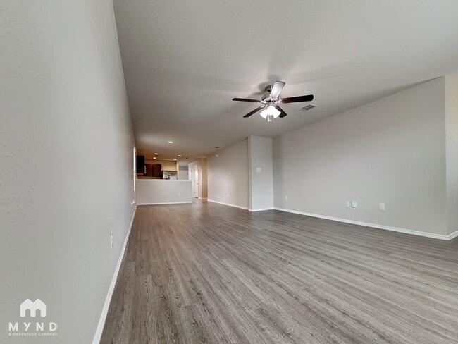 Building Photo - 9437 Apple Ridge Ln