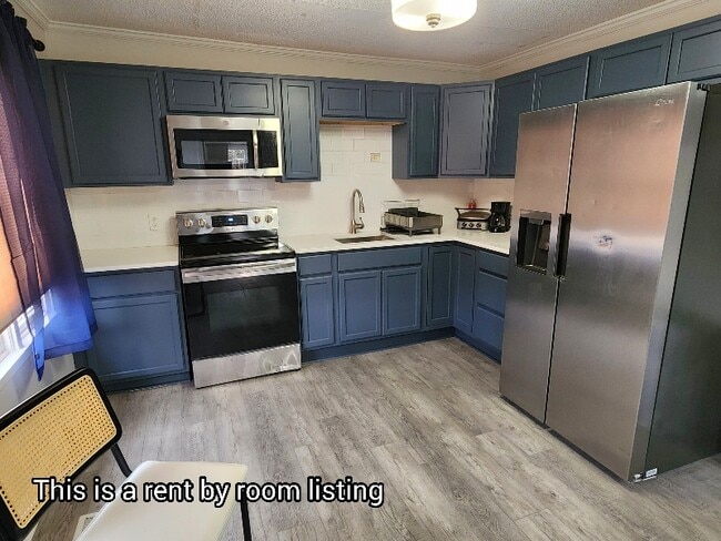 Building Photo - 1516 E Geer St