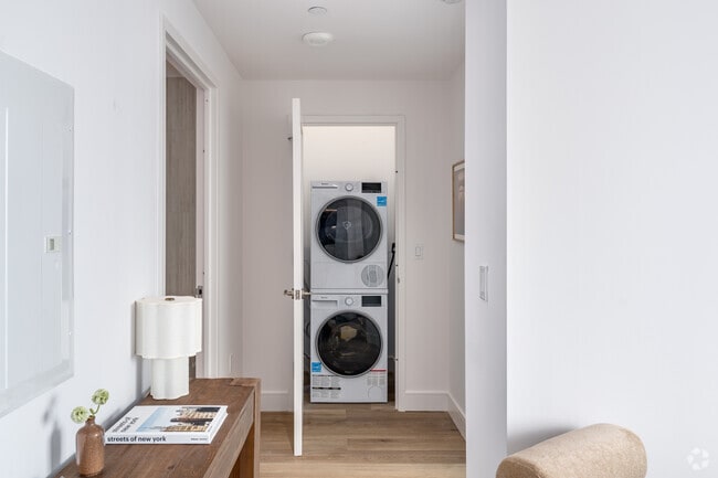 1 dormitorio, 1 baño - Lavadora y secadora en la unidad - The East