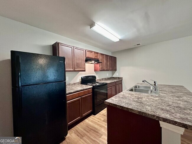 Foto del edificio - 308 Reedell Way