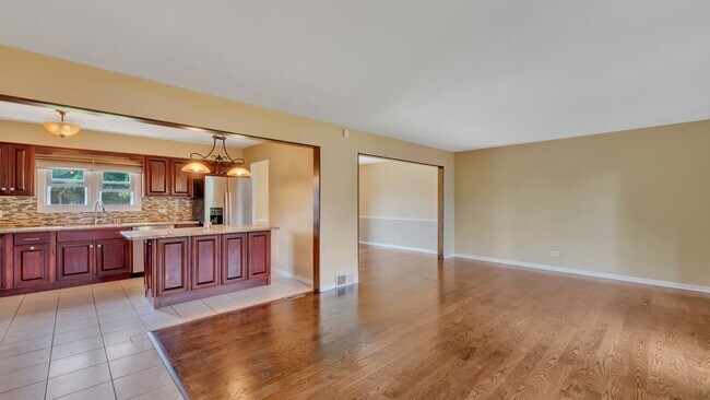 Building Photo - 15630 Aris Ct
