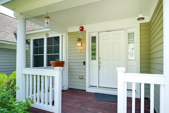 Foto del edificio - 5 Woodbridge Ct