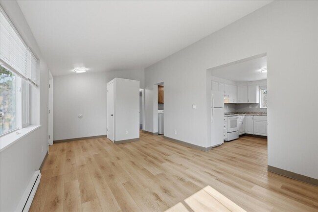 Sala de estar - 701 Aztec Dr