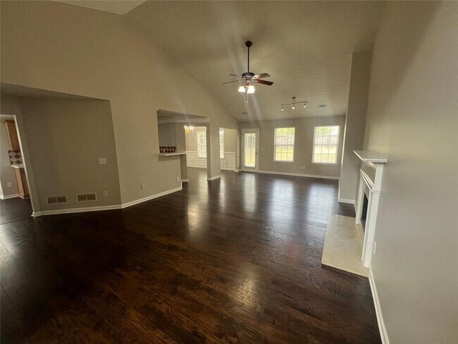 Foto del edificio - 1034 Brighton Cove Trail