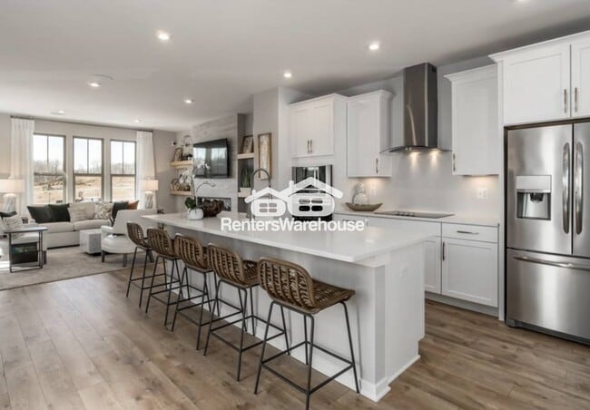 Building Photo - 3535 Carnaby St