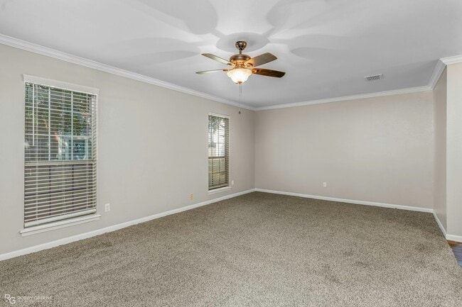 Building Photo - 10312 Cortez Dr