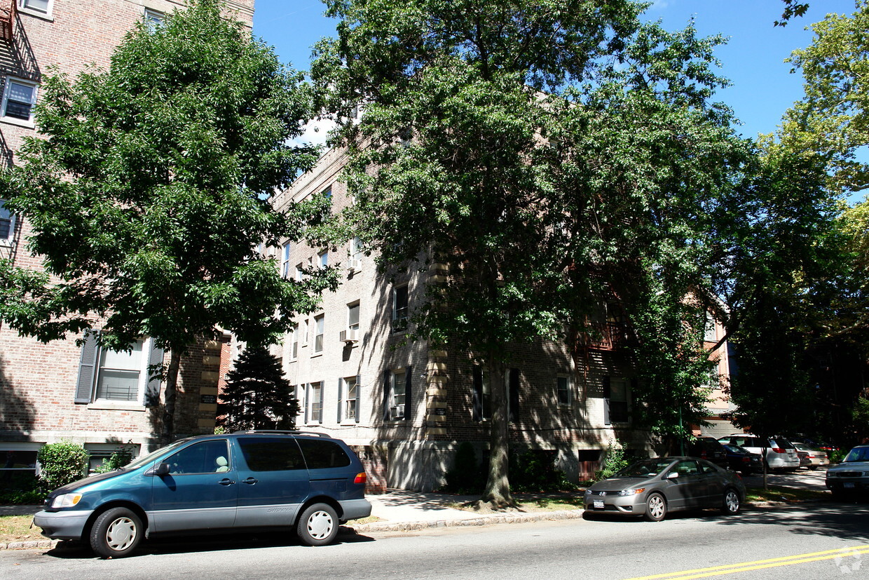 Primary Photo - 14907 Sanford Ave