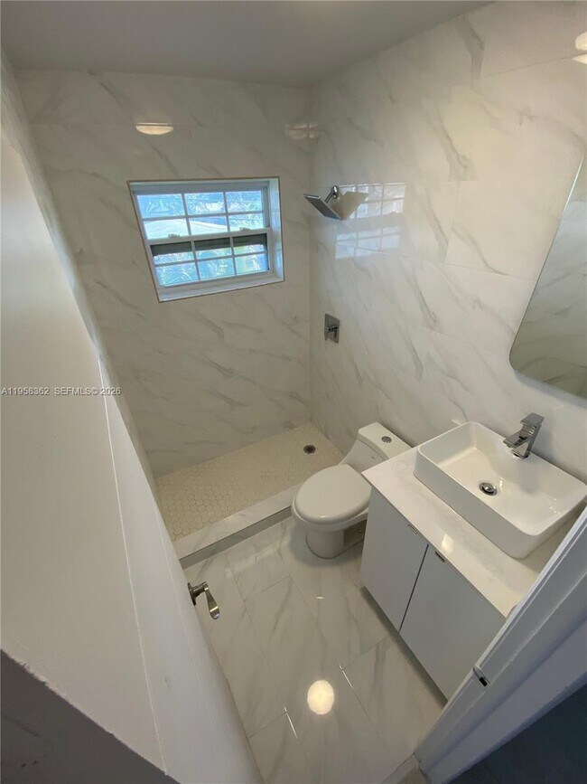 Foto del edificio - 3019 SW 68th Terrace