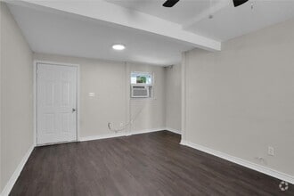 Building Photo - 5623#1 Barremore St