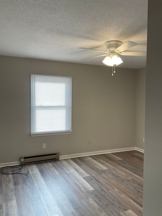 Foto del edificio - Available Now !! Two bedroom one bath apartment in Gastonia!