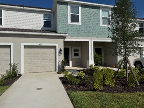 Building Photo - 8717 Winter Breeze Wy