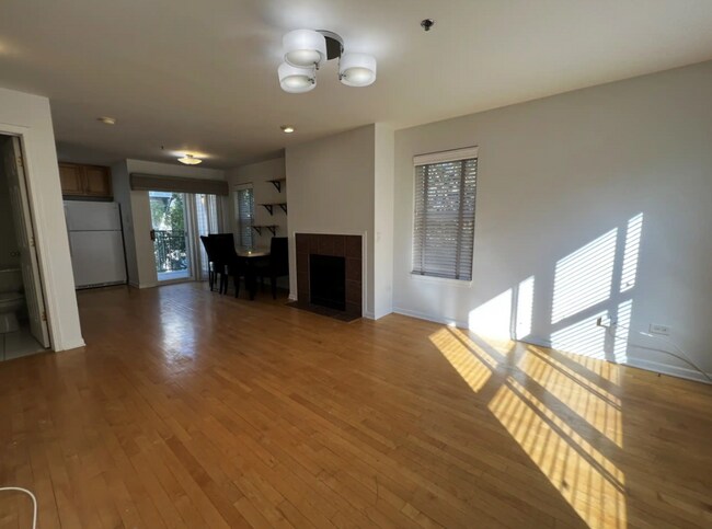 Foto del edificio - 3951 W Ainslie St